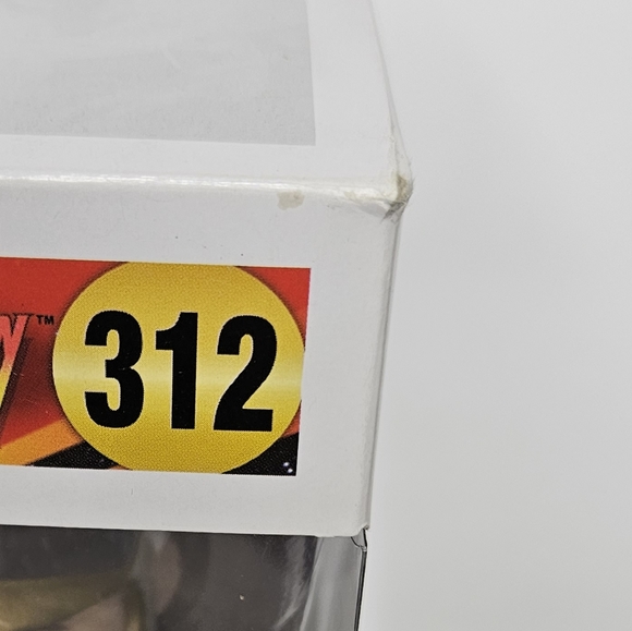 New Set of 4 Flash Gordon Funko Pop! Figures - Picture 13 of 13